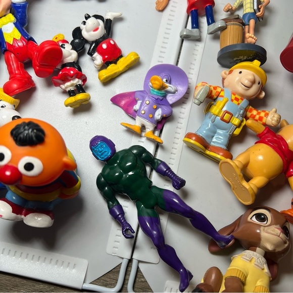 Vintage Toy Lot 41 McDonald’s Disney Pixar Snoopy Variety - Picture 11 of 11